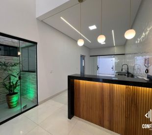 WhatsApp Image 2024-10-18 at 15.42.07