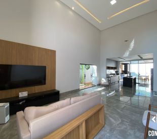 WhatsApp Image 2025-04-02 at 16.58.26 (1)